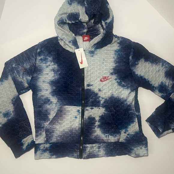 Nikes Matching sets for women - Picture 1 of 5